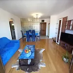 דירה Iva