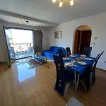Iva * פולה